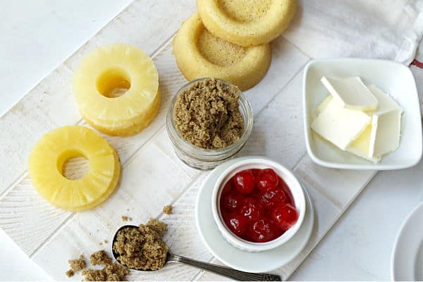 pineapple, brown sugar, butter, cakelets and cherrier